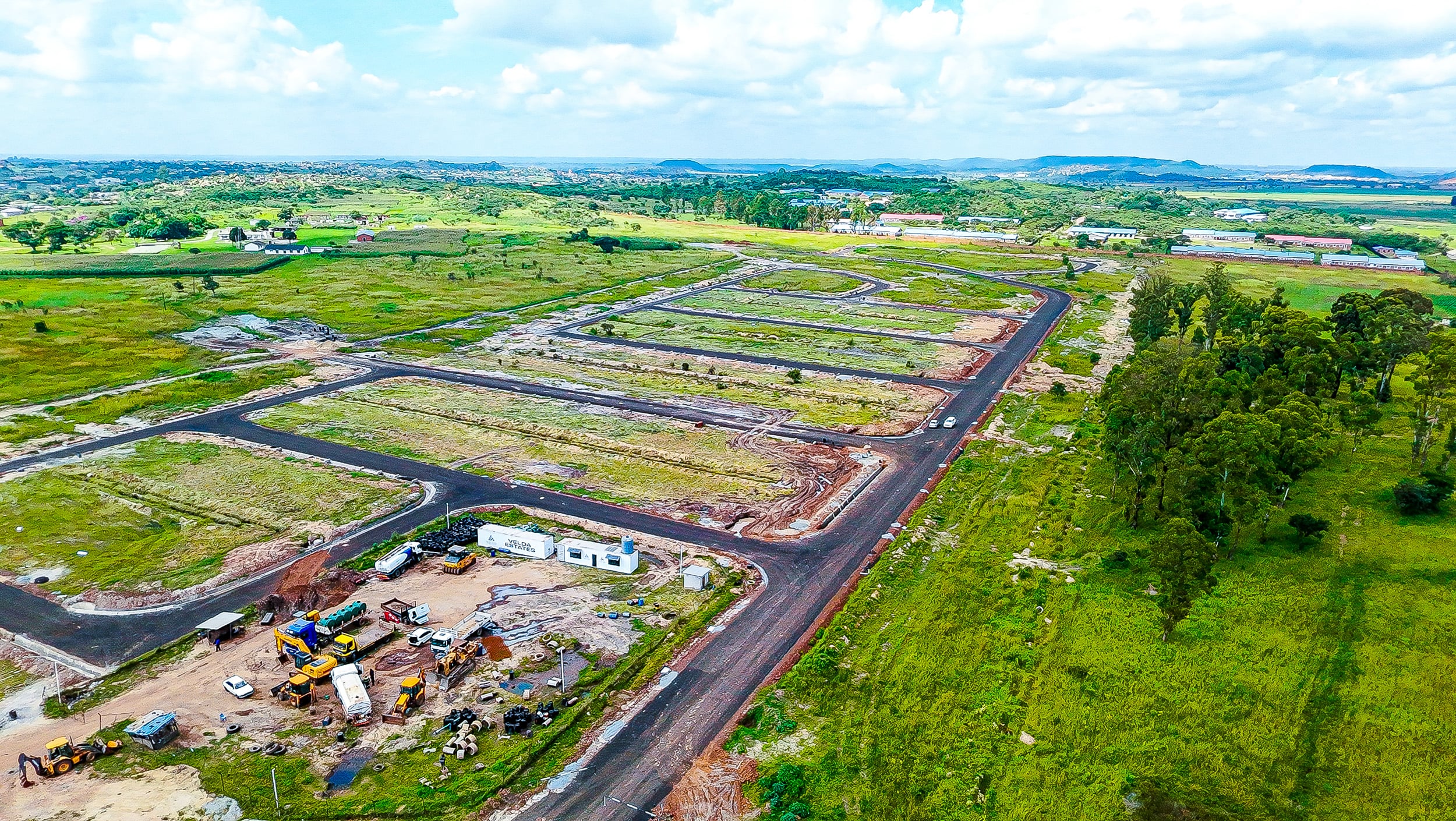 Residential land development with planned stands and mature landscaping - Premium real estate investment opportunity